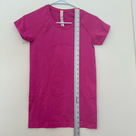 lululemon athletica Swiftly Tech Short Sleeve Tee - Picture 2 of 9
